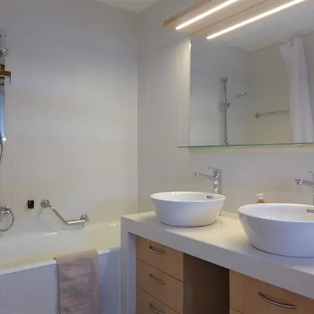 Apartment Victoria C 8 By Interhome